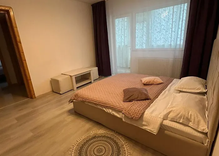 Neptun Апартаменти 3*